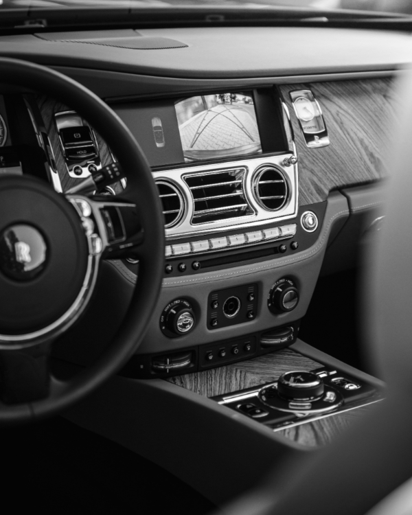 Rolls Royce Interior - Rolls Royce Repair - Middlesex, London, Sussex, Dorset, Kent