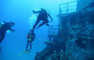Wreck Diving Wreck Diving