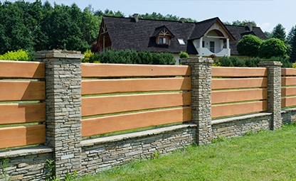 garden fence boundary wall