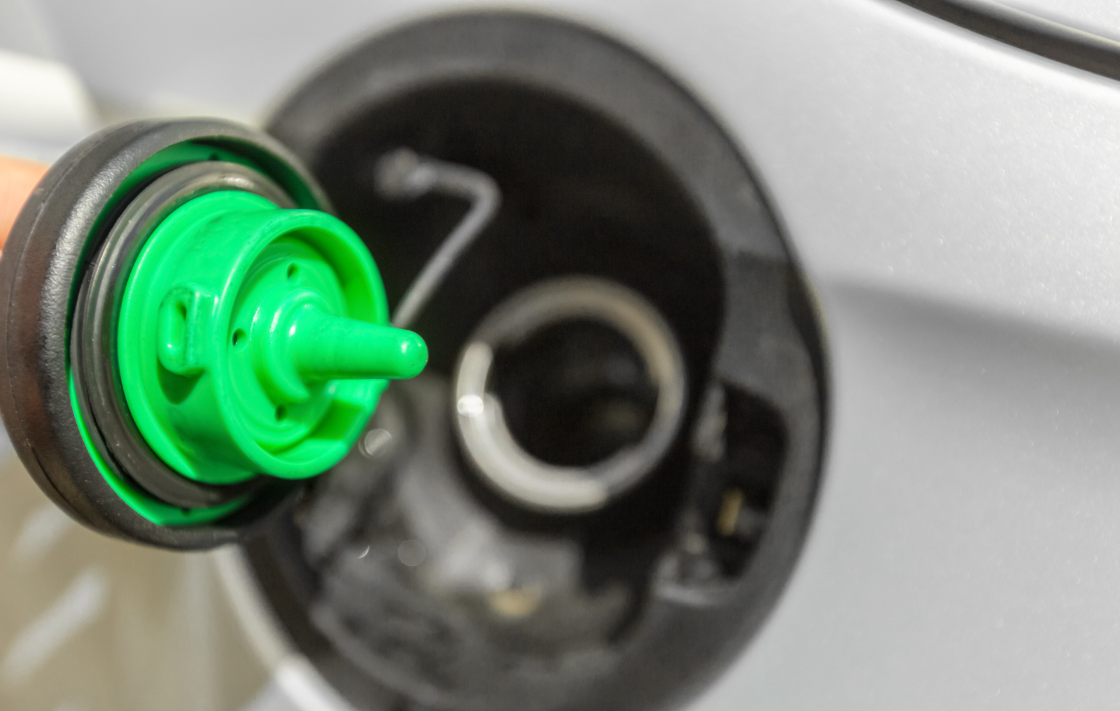 How Do I Know if I Need a New Petrol Cap?