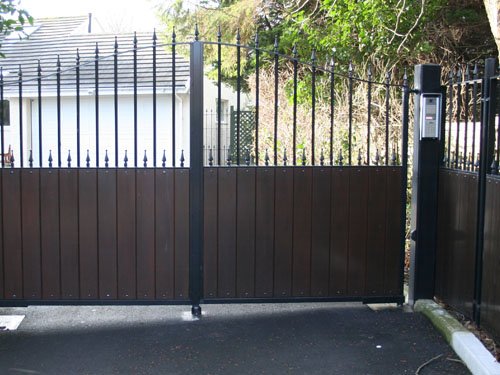 Electric Sliding Gates