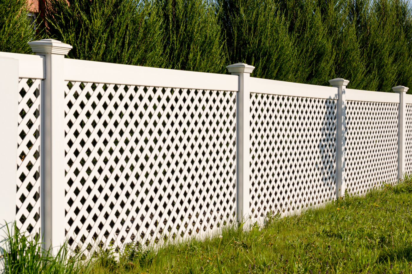 COMMON TYPES OF FENCING - Wooden Garden Fencing Installation Milton Keynes, Buckinghamshire