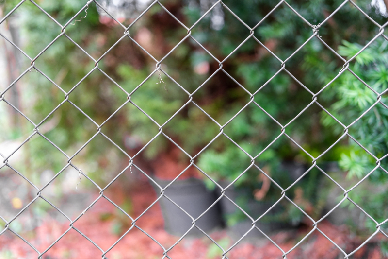 Types Of Fence Material (And How Long They Last)