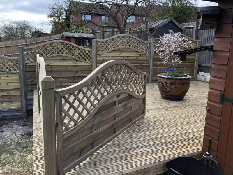 wooden garden gates supplied and fitted near me Milton Keynes