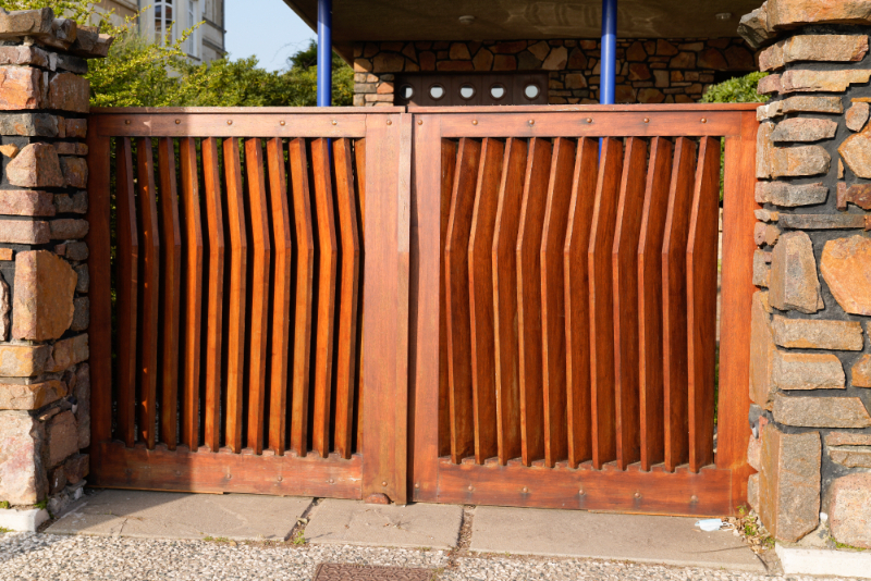 What Is The Best Timber Suitable For Driveway Gates