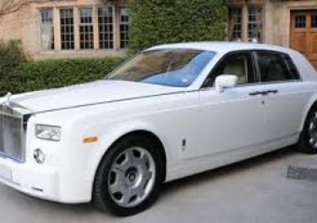 Rolls Royce Phantom (Four Seater)
