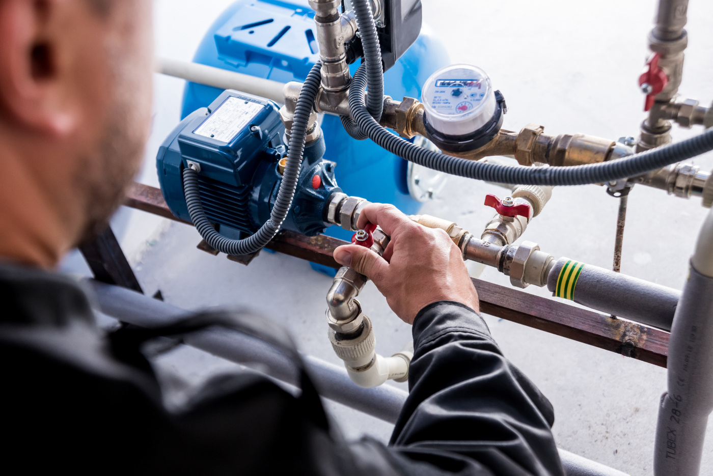 DIY vs. Professional Hot Tub Repairs: What You Need to Know - Hot Tub Repairs Maidstone, Kent