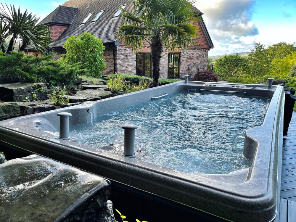 Hot Tubs Often Come With A Lower Price Tag