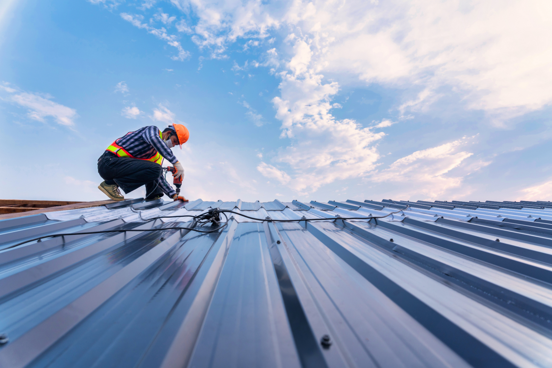 Sagging Ceilings or Walls - Does My Roof Need Repair?