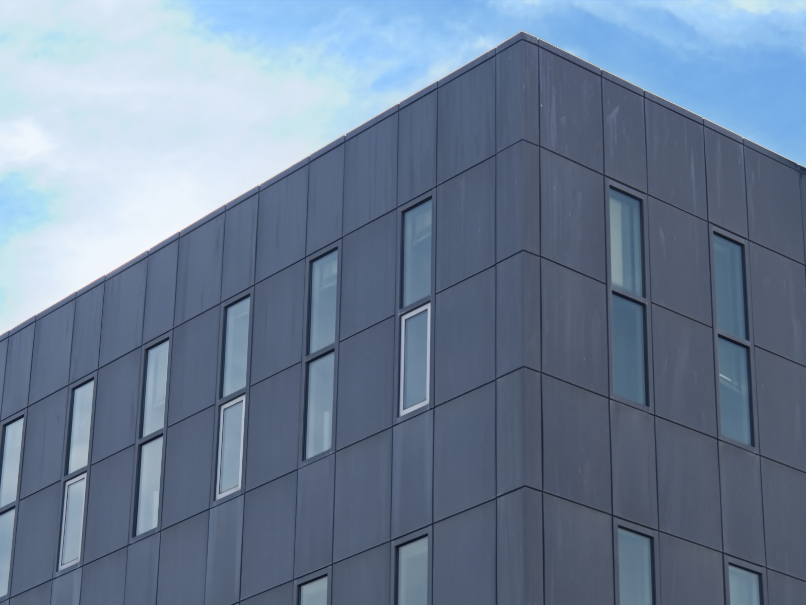 What Things Affect The Commercial Roofing Service Life What Things Affect The Commercial Roofing Service Life