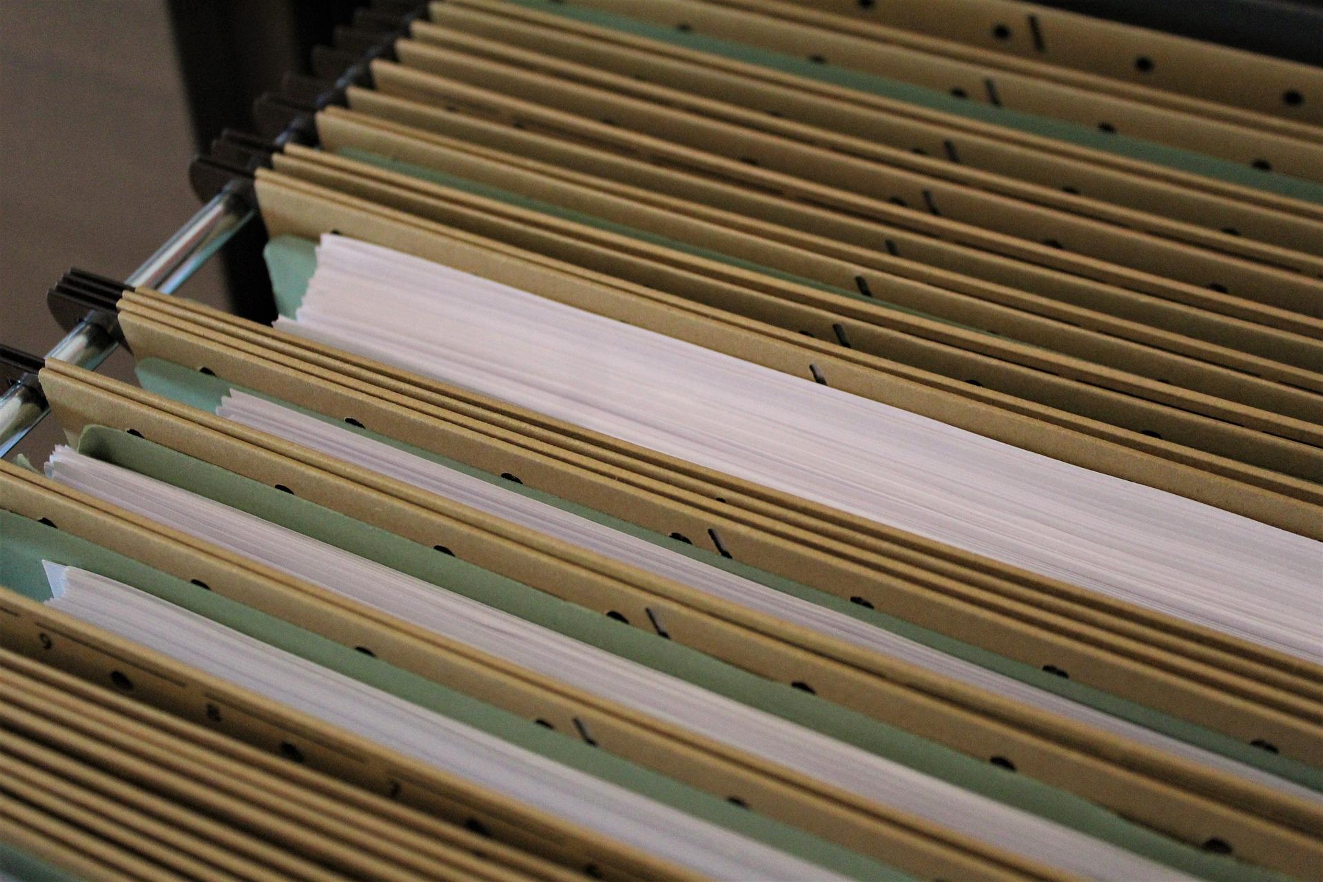 Steps to Clean a Company Office