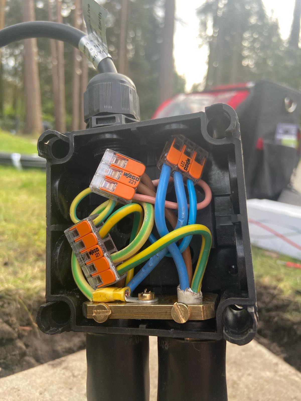 Electricians Near Me In Woking