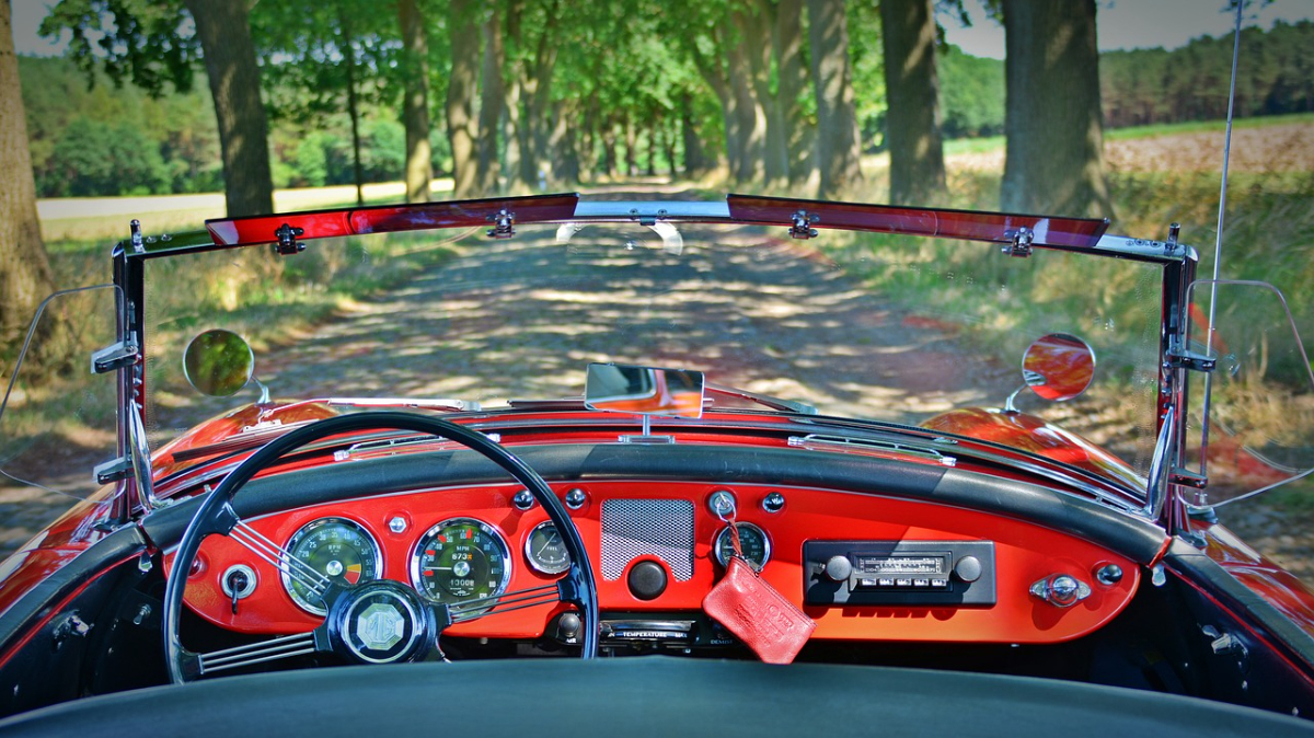 wide-angle-car