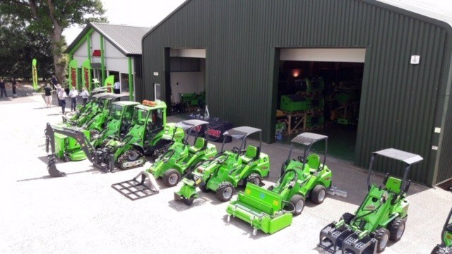Avant Loaders