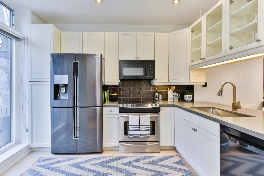 Contemporary Fitted Kitchen Cannock, Stoke on Trent, Staffordshire