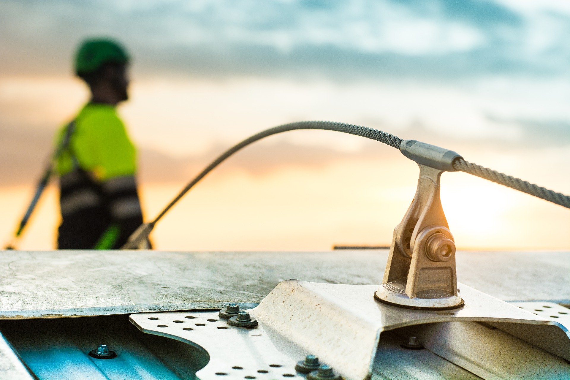 How Does A Fall Arrest System Work? Construction Safety