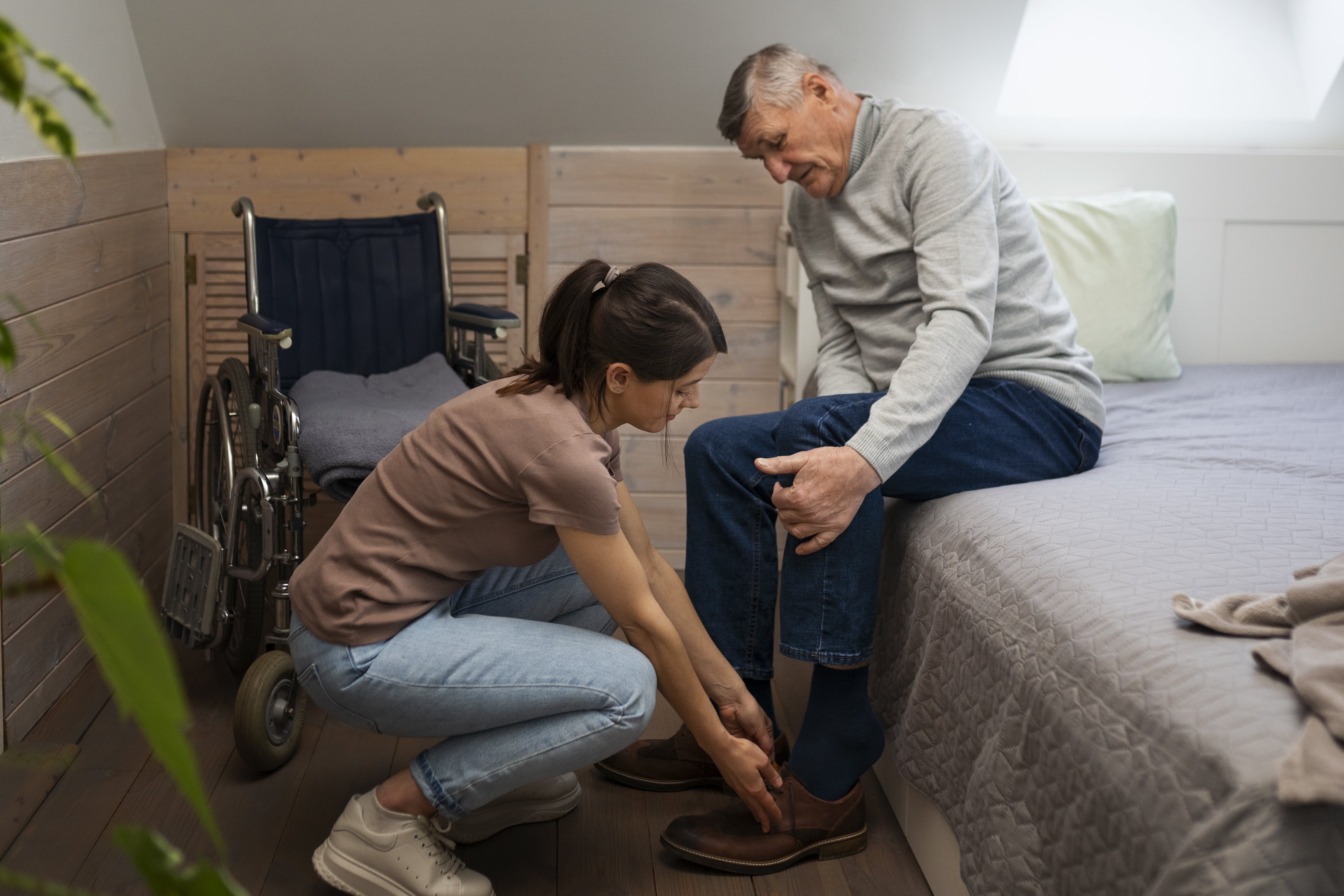 Considerations When Taking Care of Loved Ones with Dementia Considerations When Taking Care of Loved Ones with Dementia