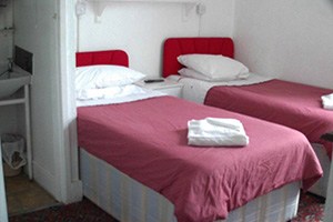 bright, stylish twin room in guest house accommodation in Blackpool