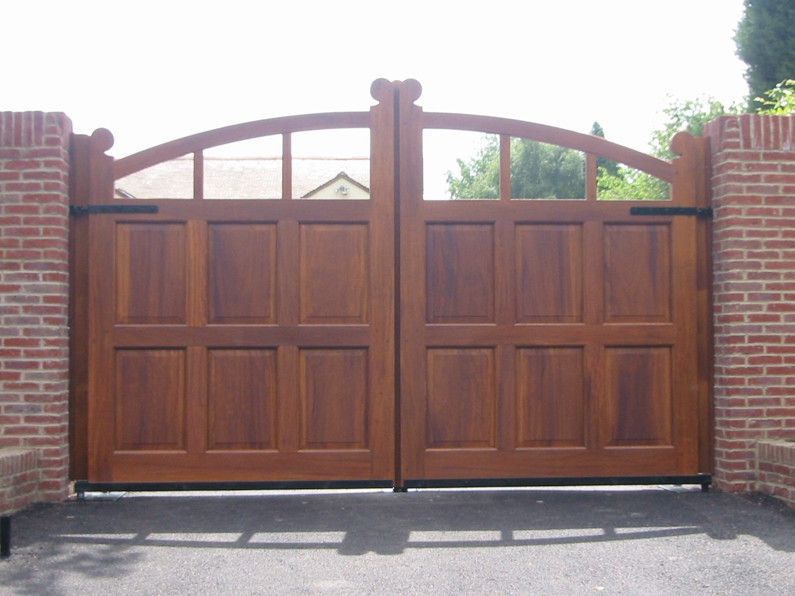 Electric Driveway Gates Newcastle, Sunderland, Northumberland