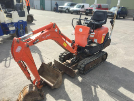 Image of an 0.8t micro excavator