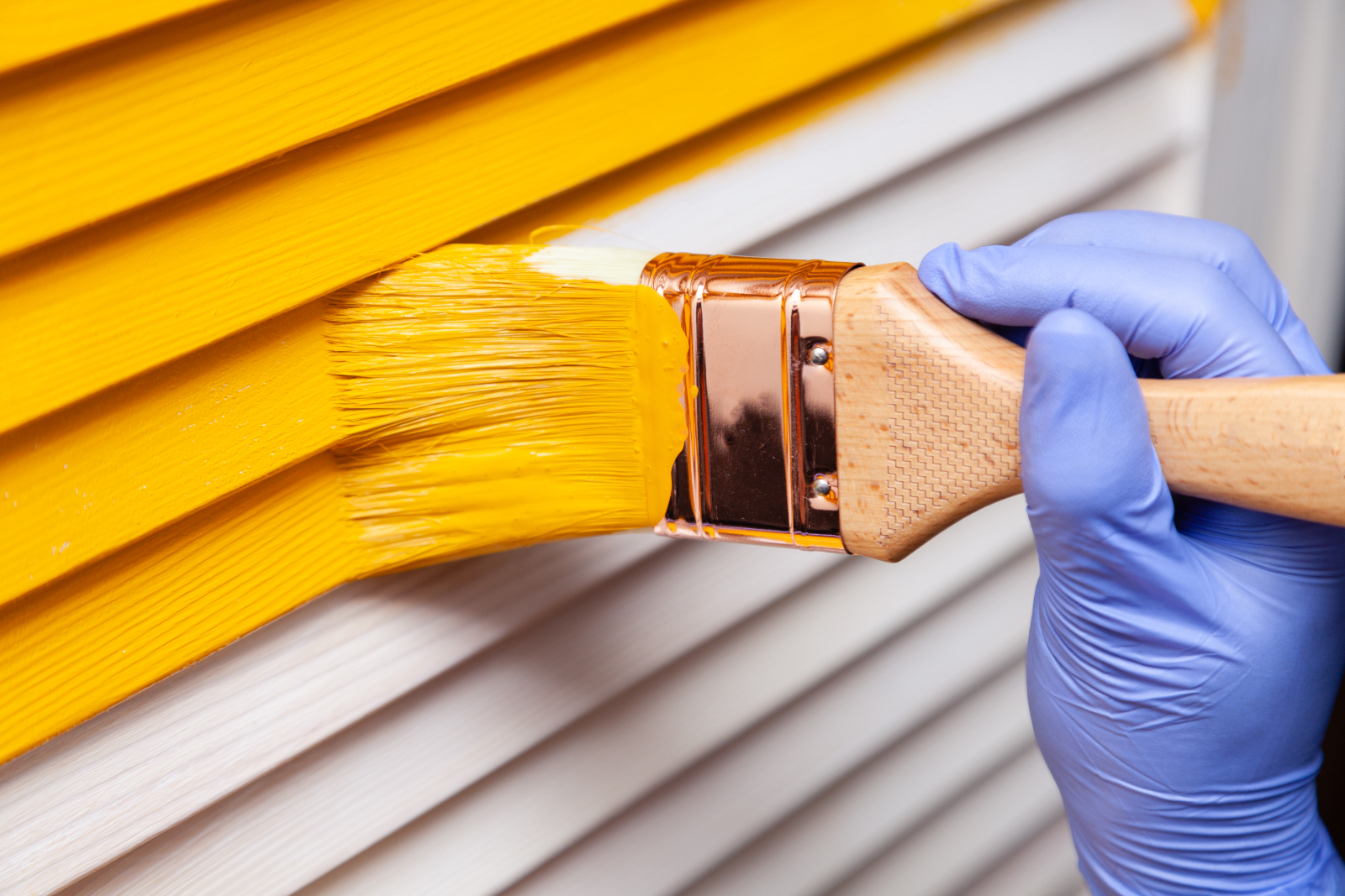 STAGES IN PAINTING A ROOM - How long does it take to paint a 3 bedroom house?