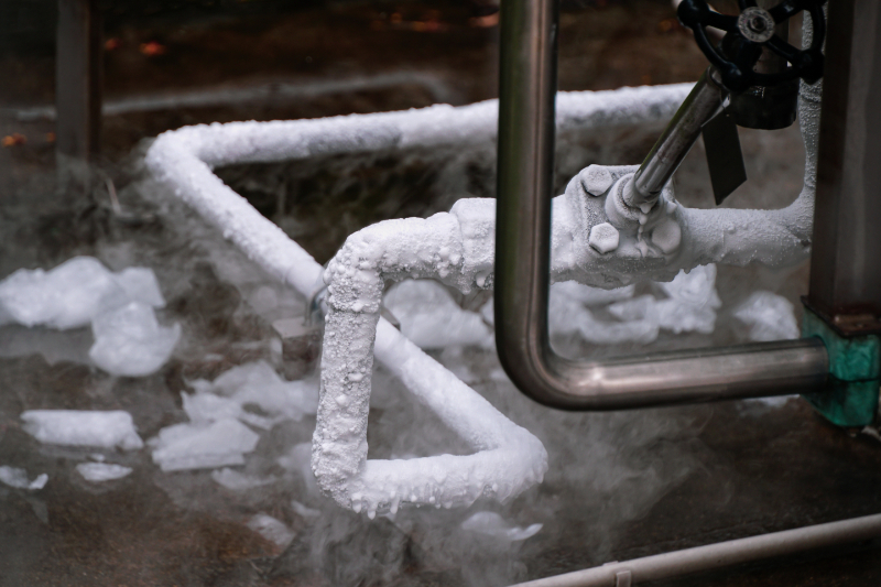 Frozen pipes - What Causes Burst Water Pipes In Plumbing