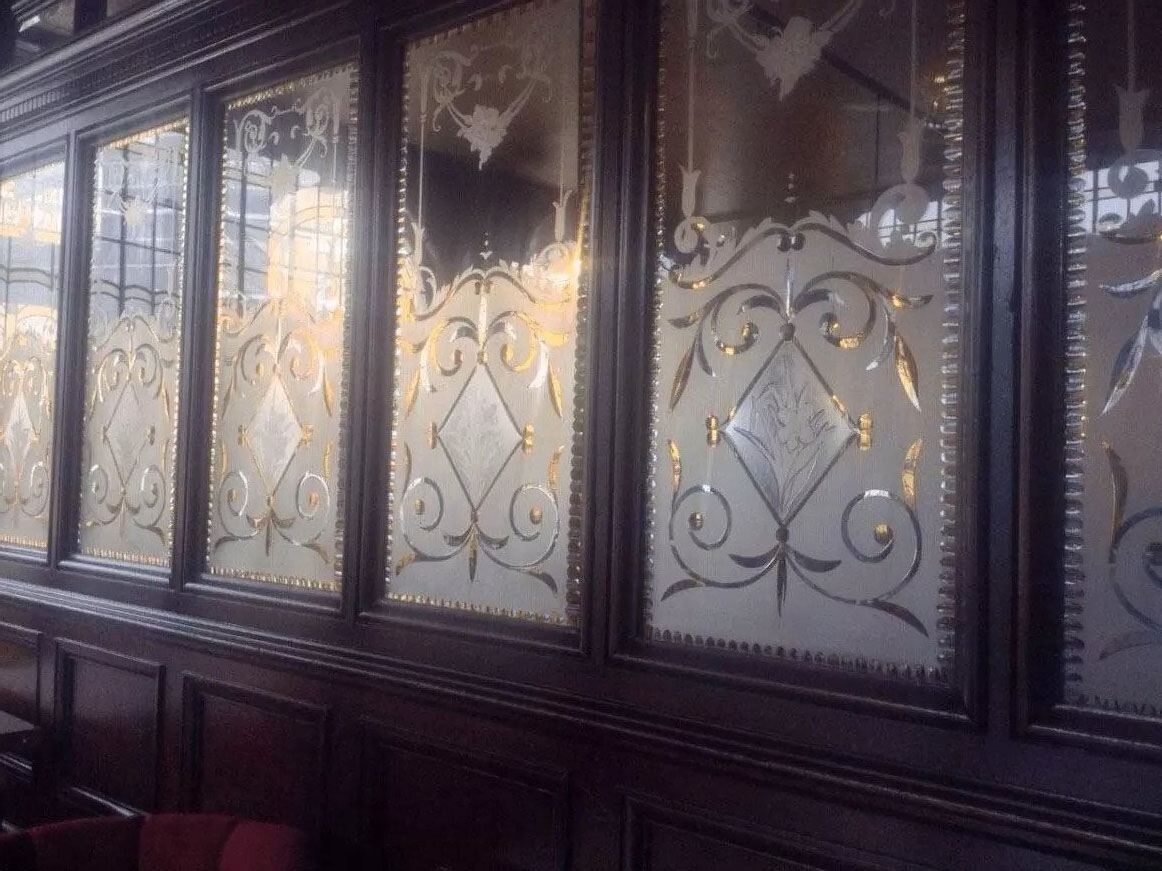 Pub interior panel glass