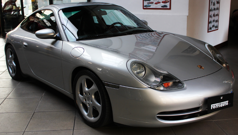 PORSCHE 911 CARRERA