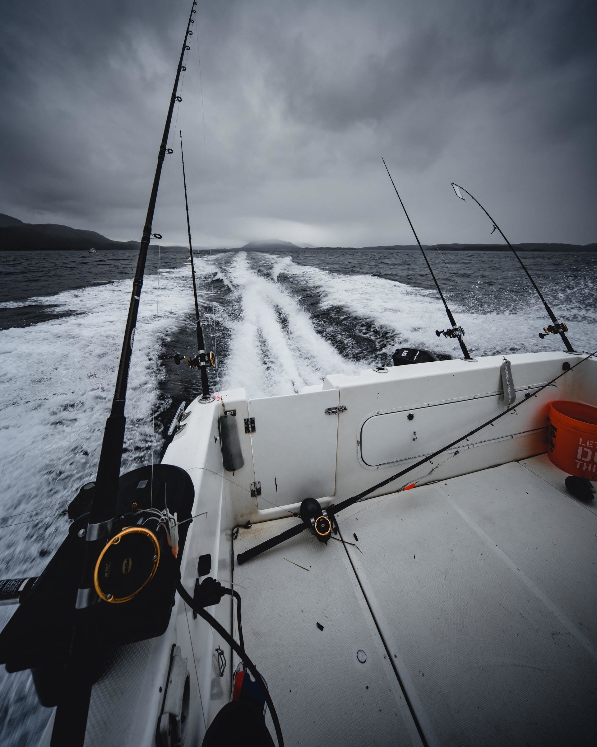 SEA FISHING GEAR AND EQUIPMENT