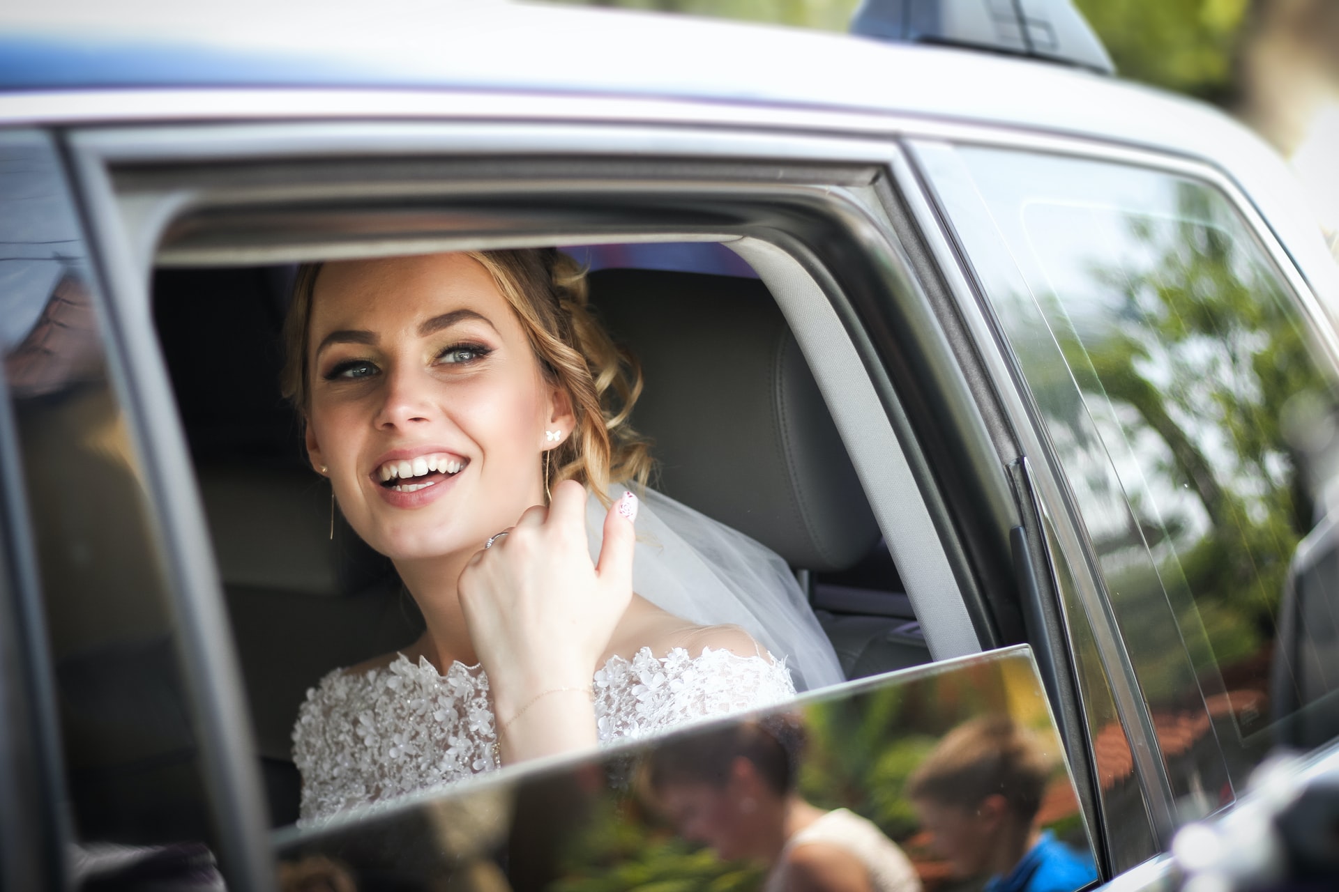 Who should get transported to the wedding? Essex and London