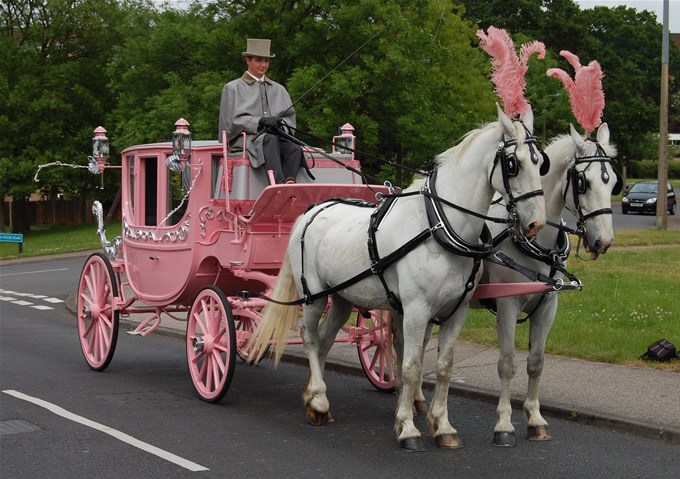 Prom Night Horse-Drawn Taxi Ealing