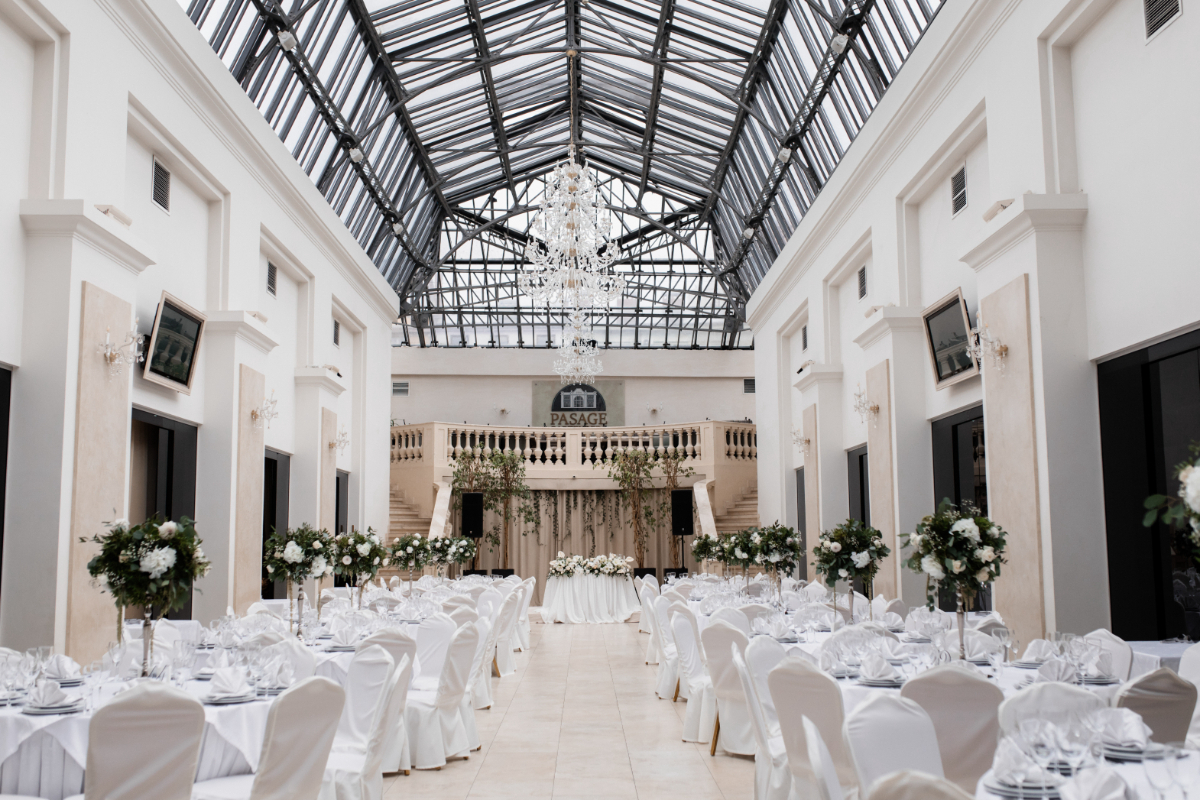 How Do I Find The Perfect Wedding Location Image