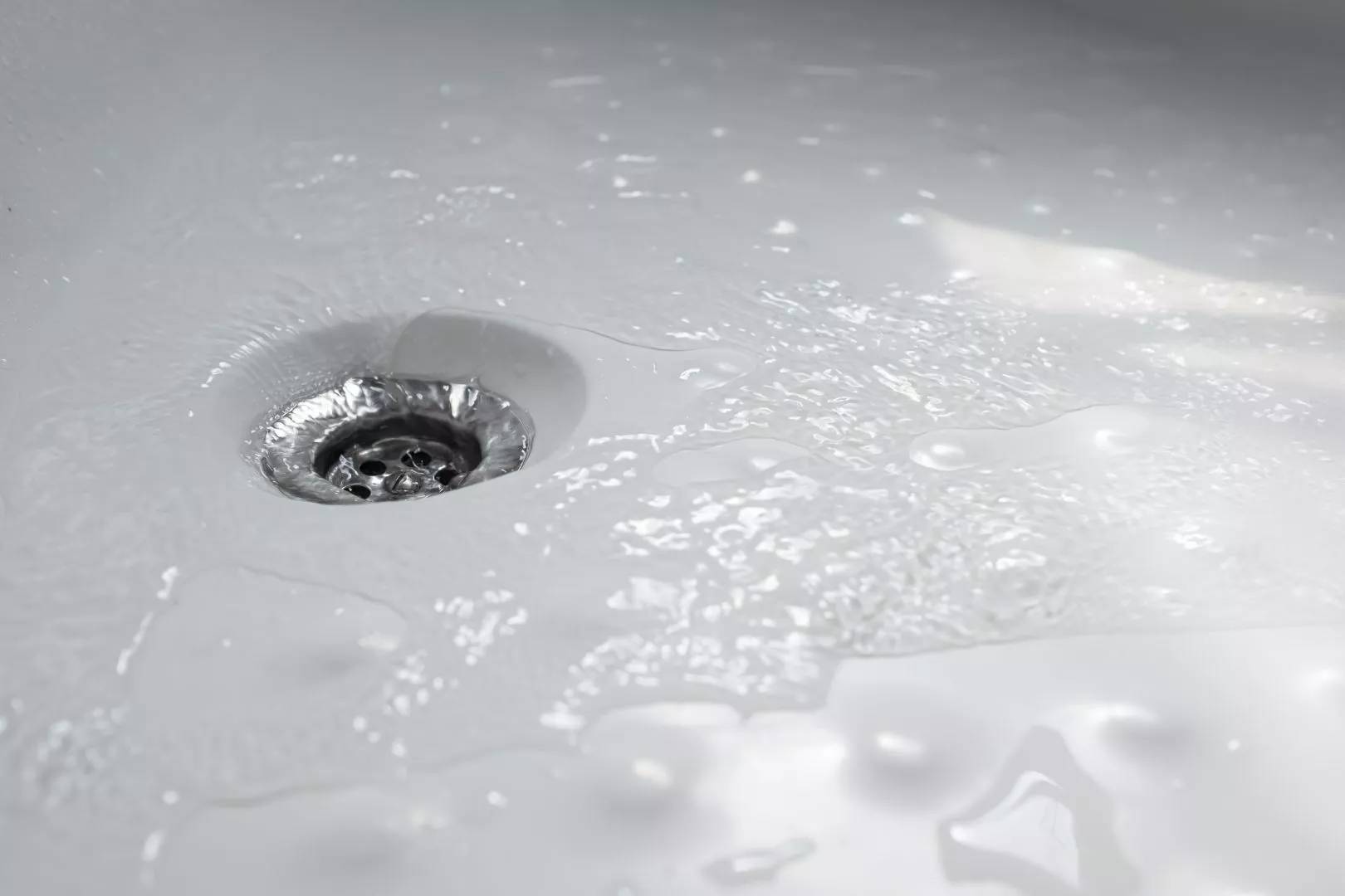 How Blocked Drain Pipes Can Affect You