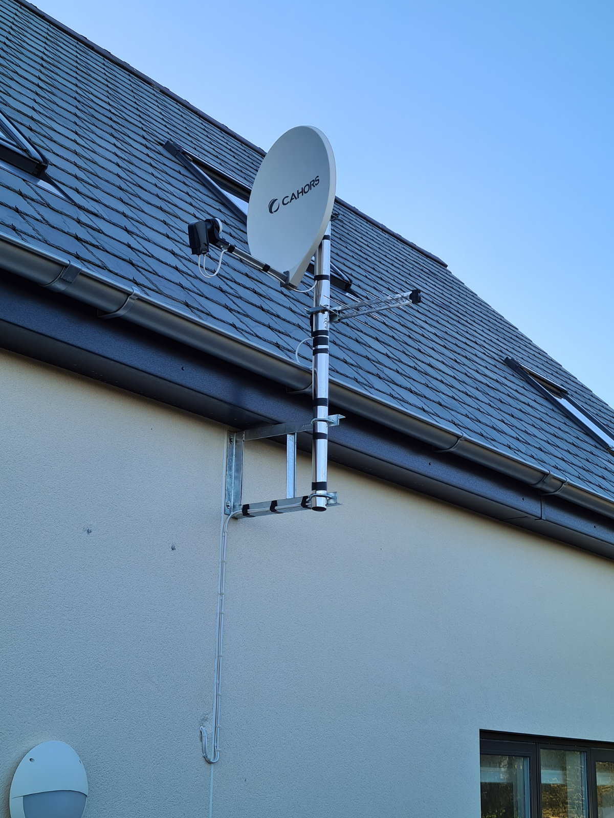 Professional TV Engineers In Helston, Penzance, Portleven