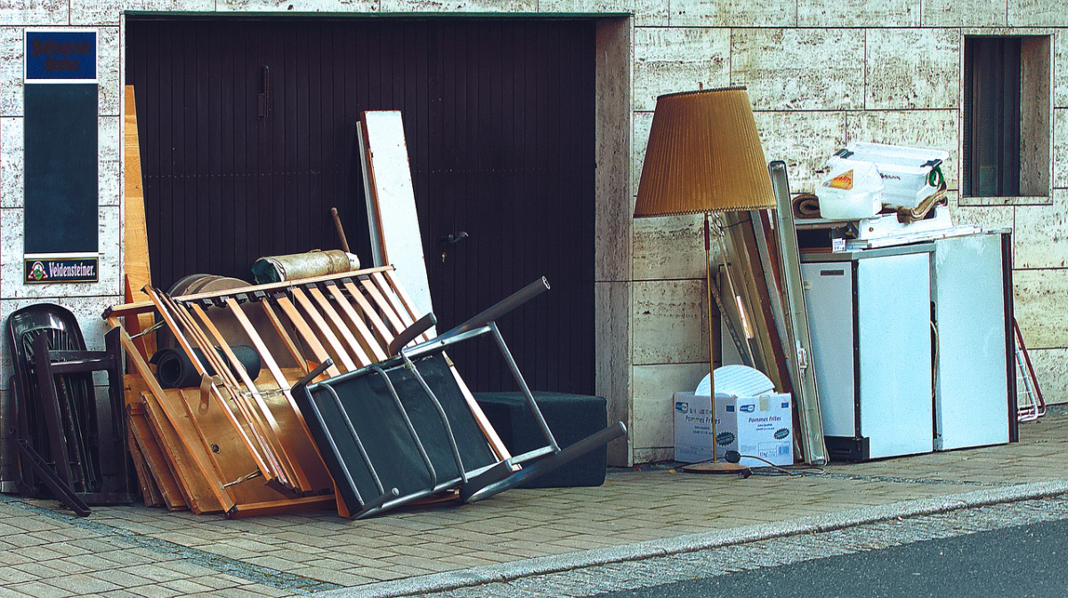 What Are Bulky Household Items Image