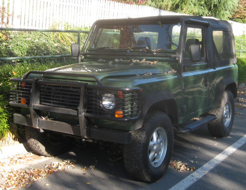 Land Rover Defender 90 Complete Guide
