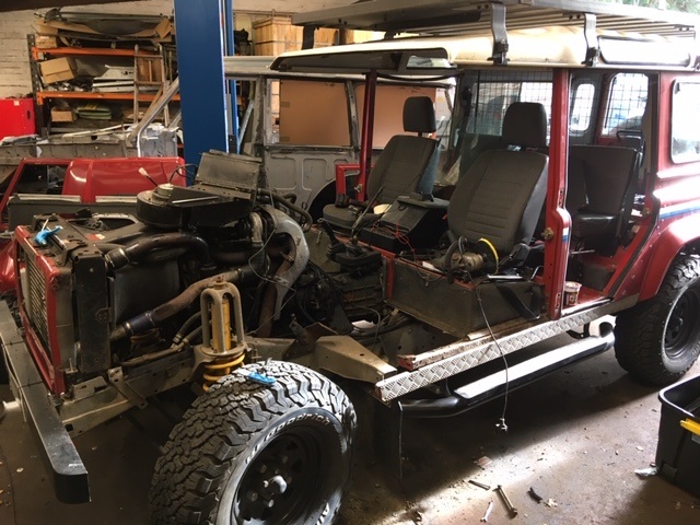 Defender 110 bulkhead and doors