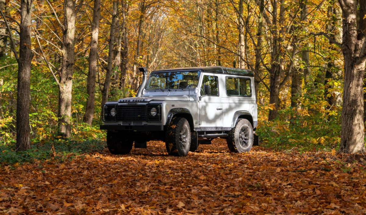 The Land Rover Defender 90 The Land Rover Defender 90