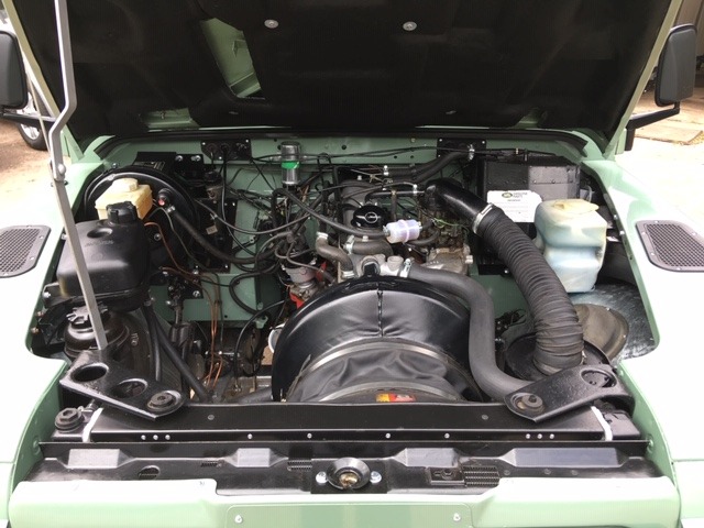 Land Rover 90 2.5 petrol restored