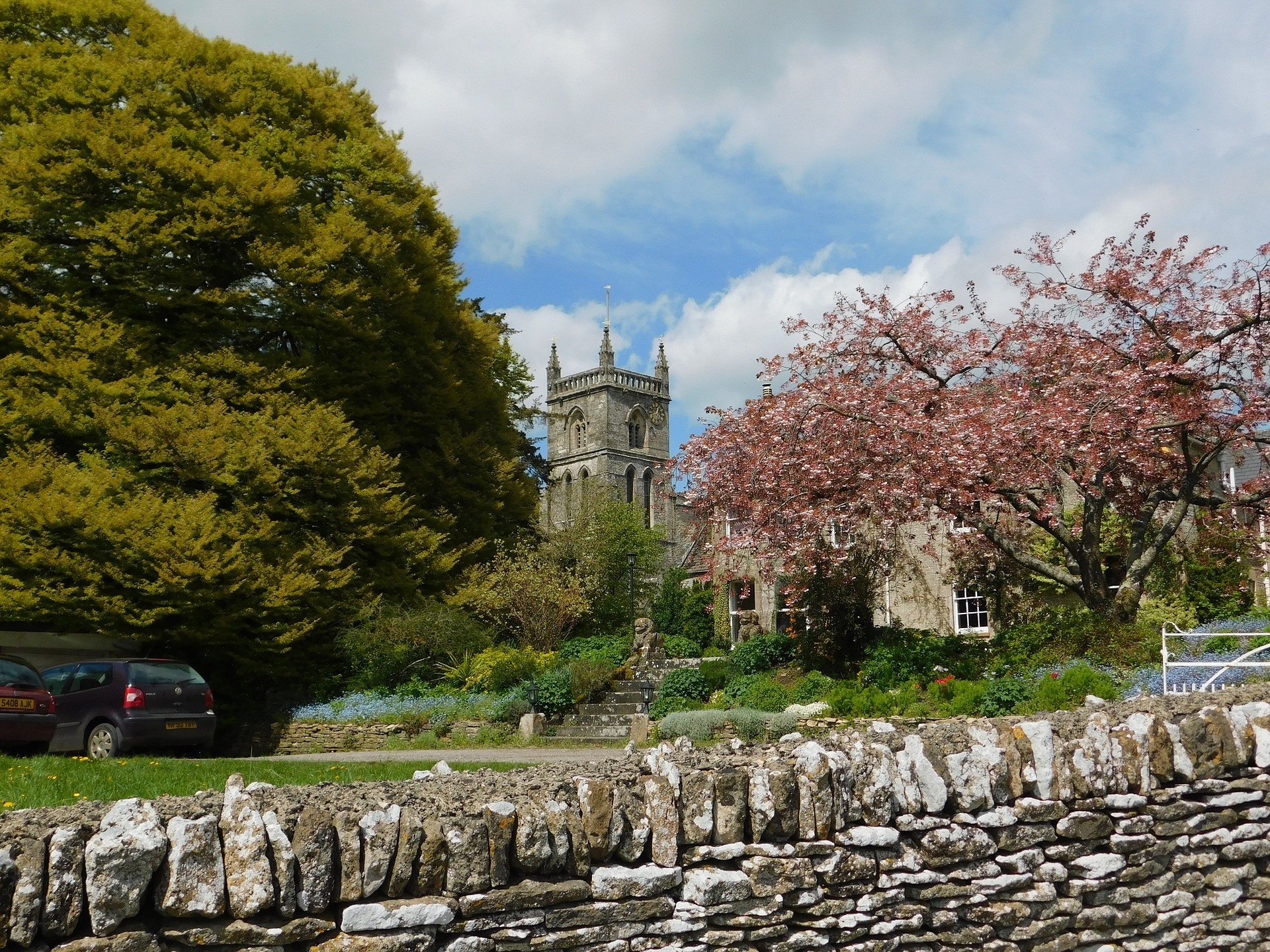 Luxury Dog Friendly Cottages Stow-On-The-Wold in the Cotswolds
