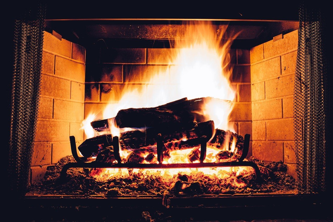 What Are The Components Of A Fireplace