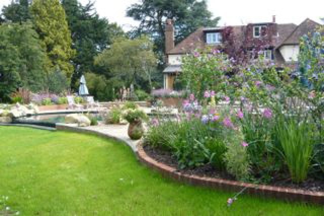landscape gardening
