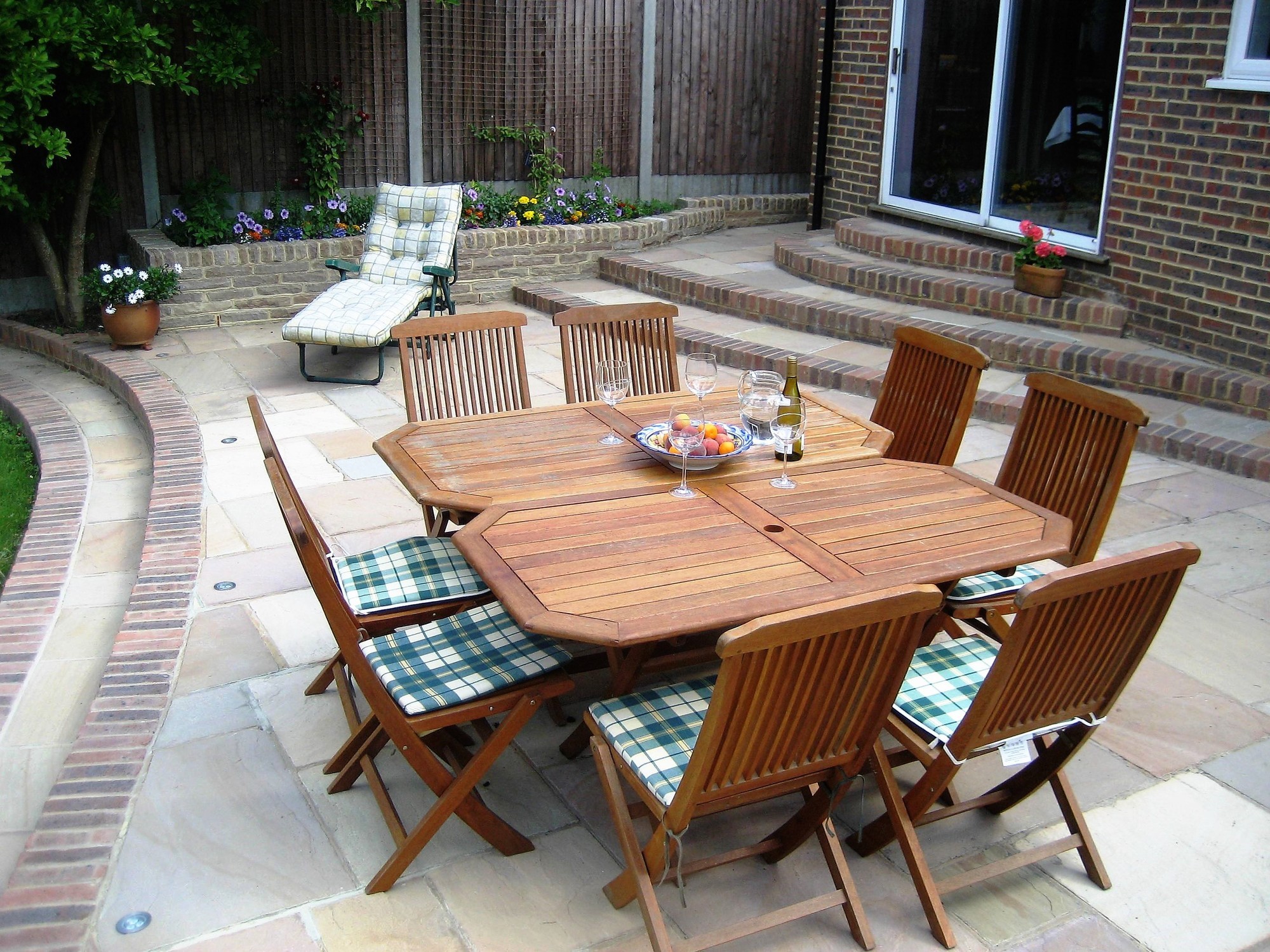 Maidstone patio dining area