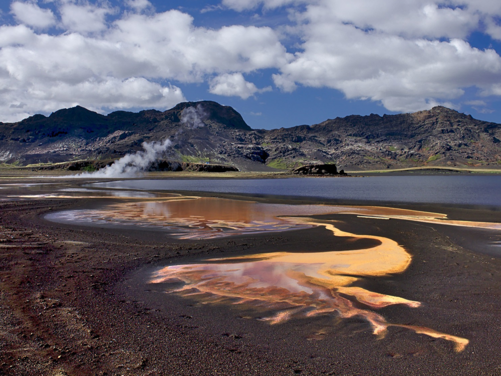 Hydrogen Production with Geothermal energy