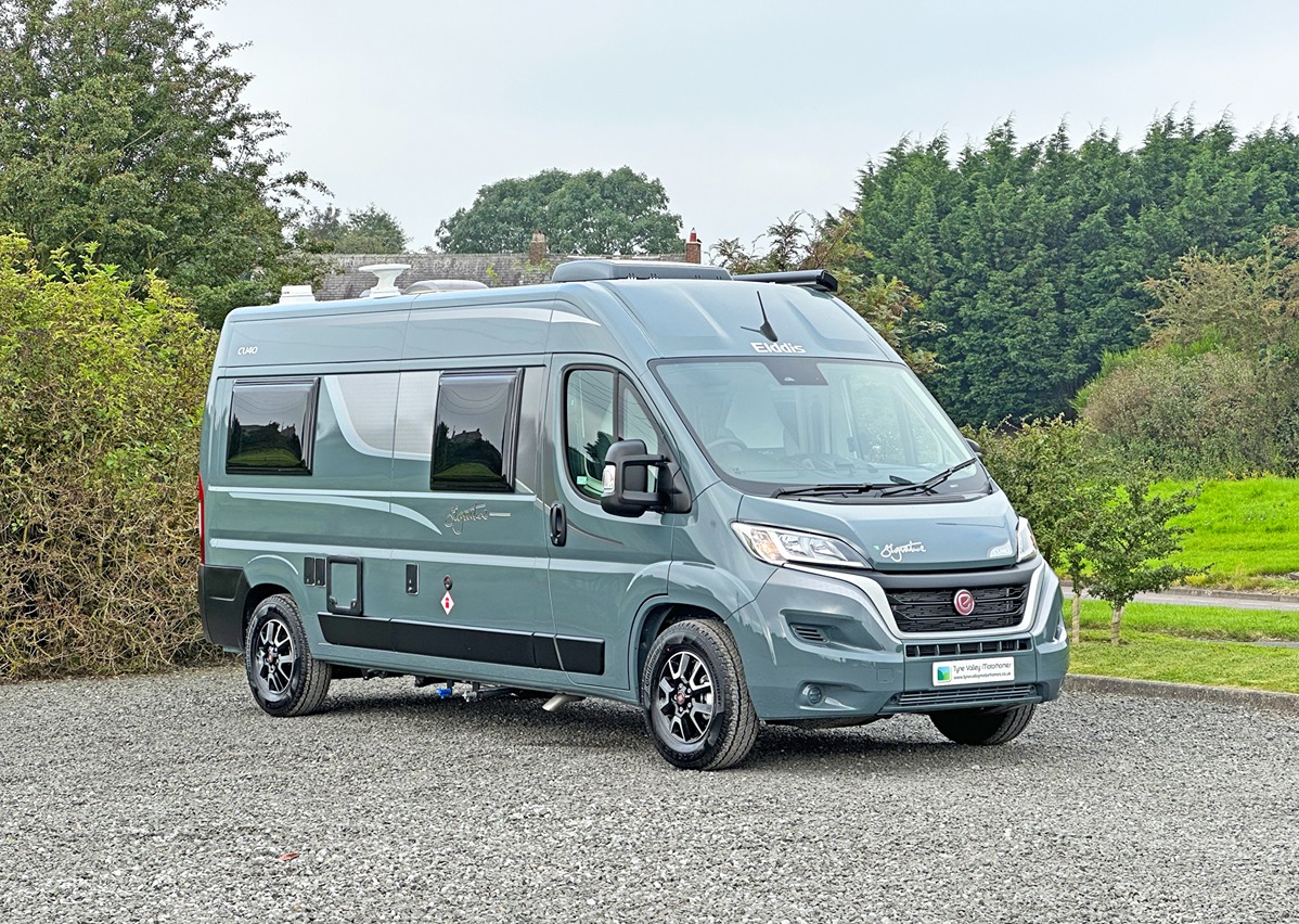 Elddis Signature CV60