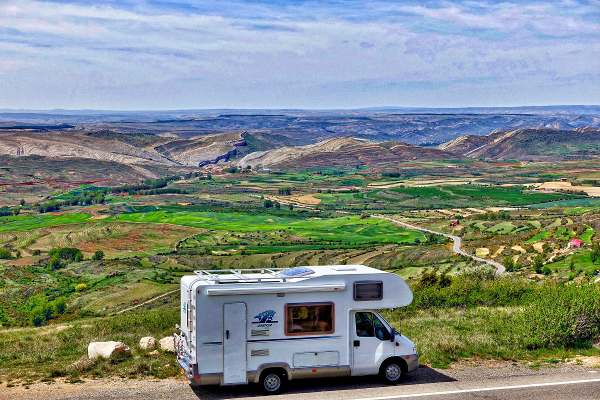 Top Reasons To Hire A Motorhome Top Reasons To Hire A Motorhome
