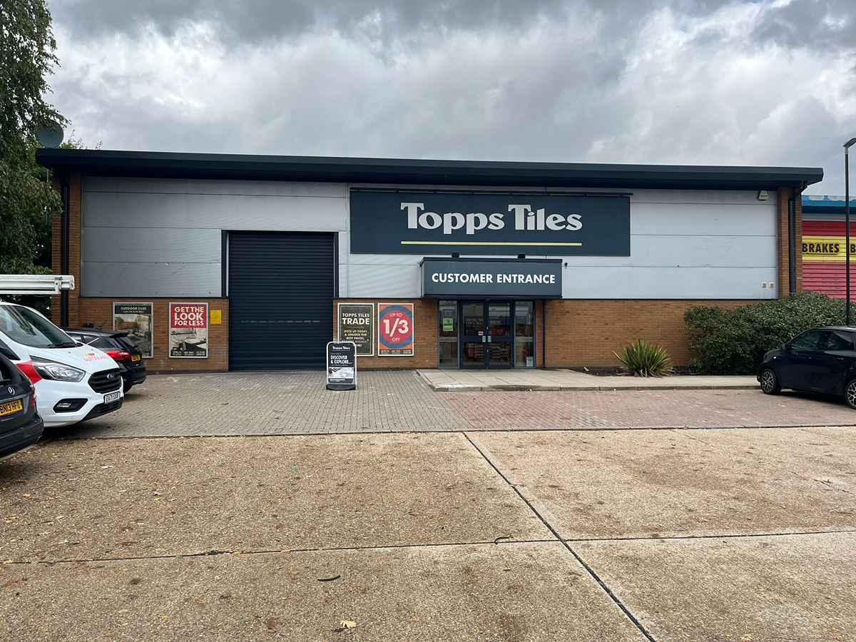 Painting Your Shop Signage Painting Your Shop Signage Image