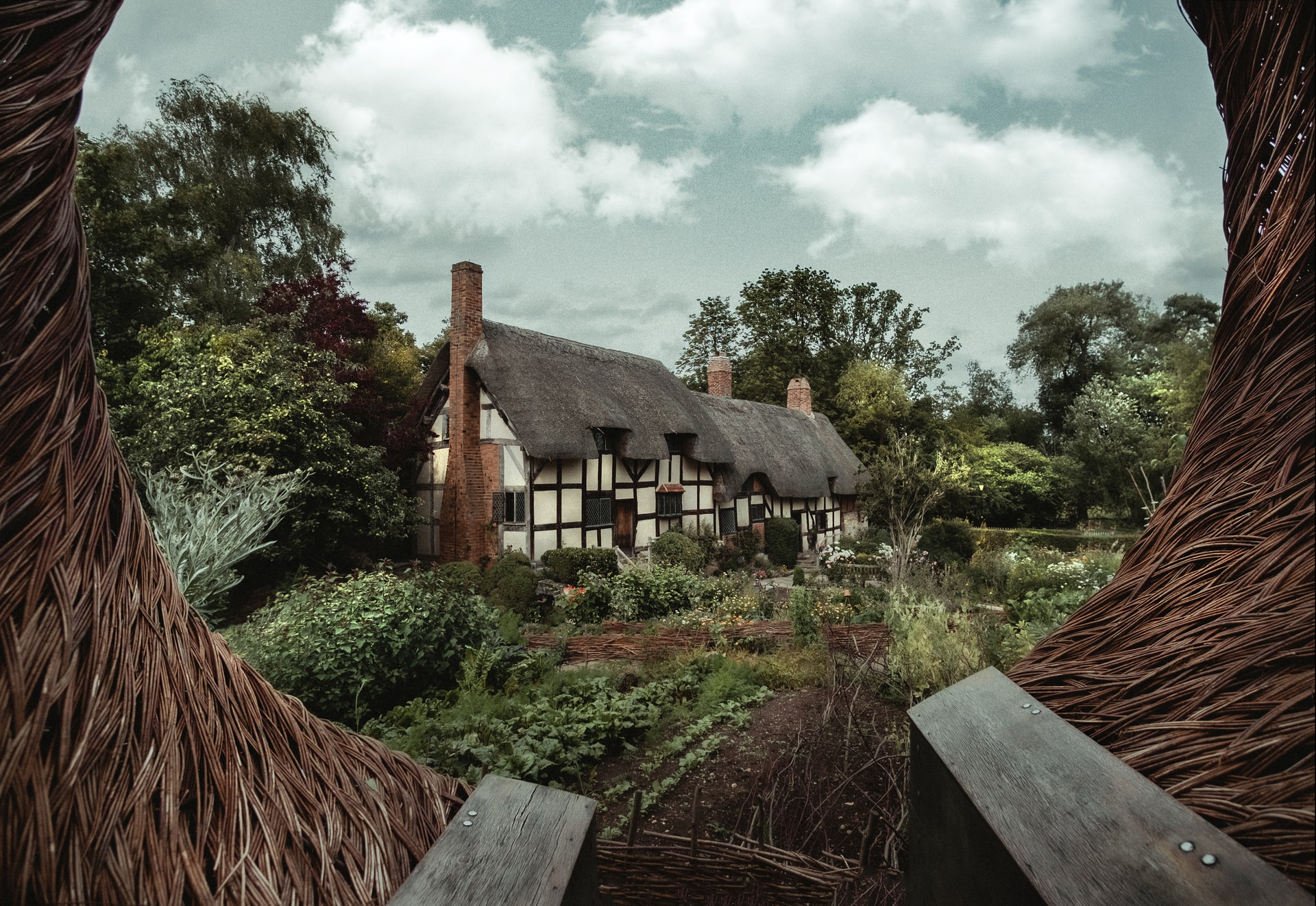 EXPERTS IN Period Building RESTORATION - Shropshire, Derbyshire, Cheshire, Staffordshire And The West Midlands.