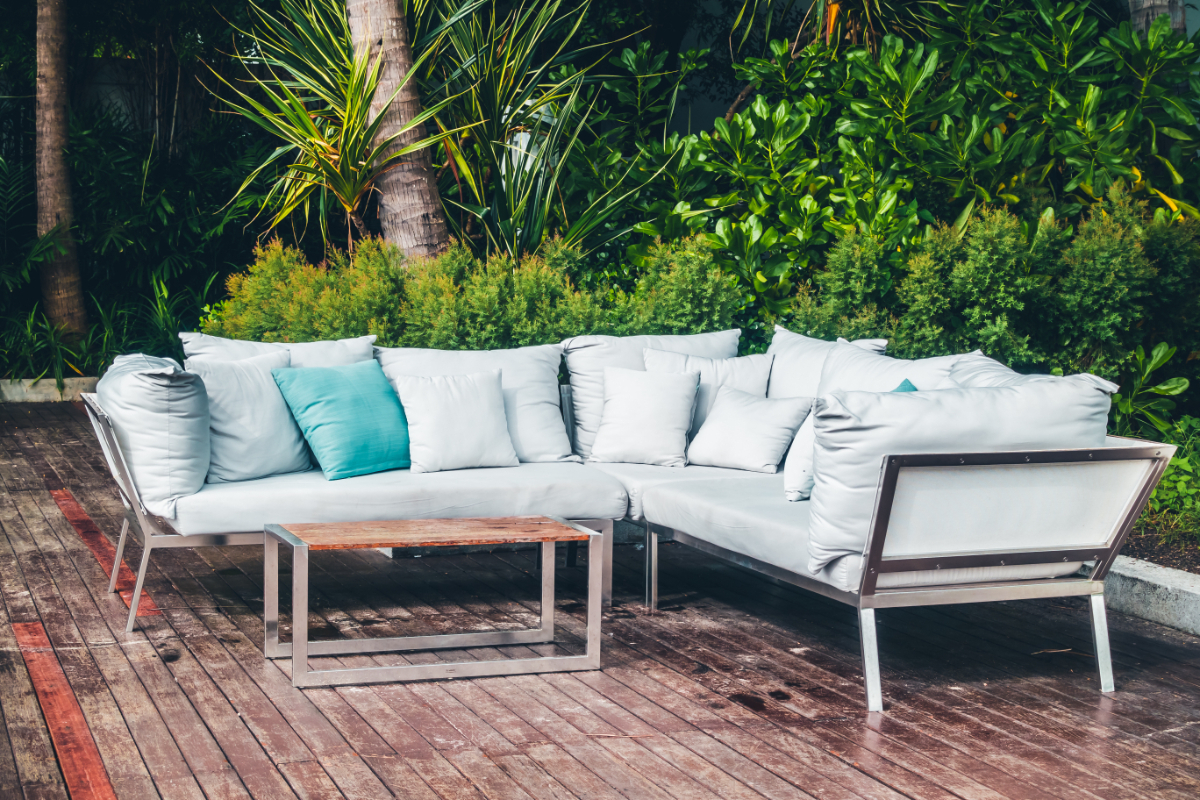 Home And Garden Upholsterers Worthing, Sussex
